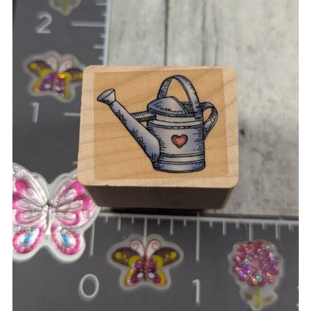 Hero Arts Heart Watering Can Flowers Plants Rubber Stamp Wood #C8